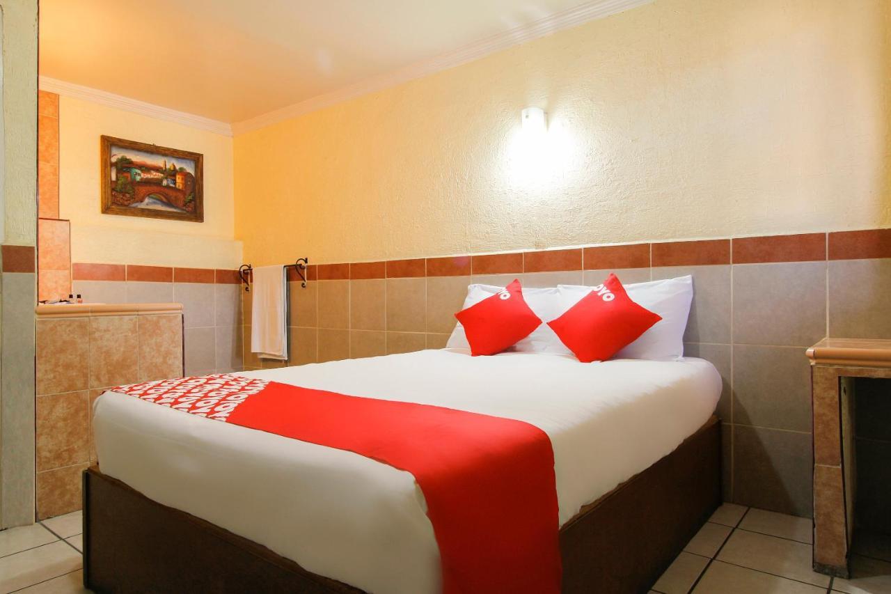 Oyo Hotel San Gilberto エルモシヨ エクステリア 写真