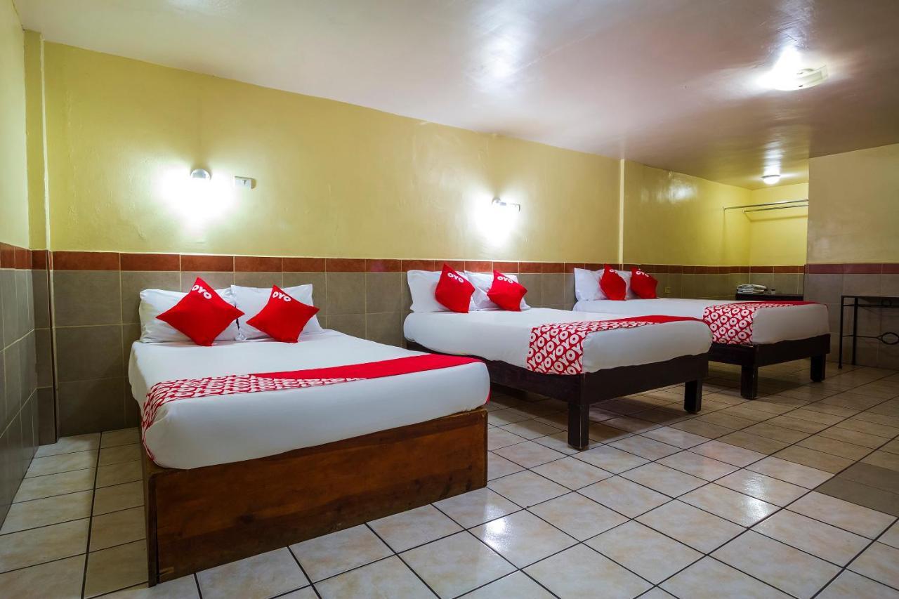Oyo Hotel San Gilberto エルモシヨ エクステリア 写真